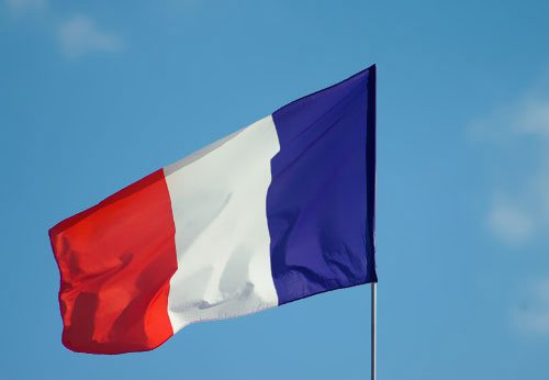 法国政府300亿欧元扶持绿色能源 刺激经济复苏